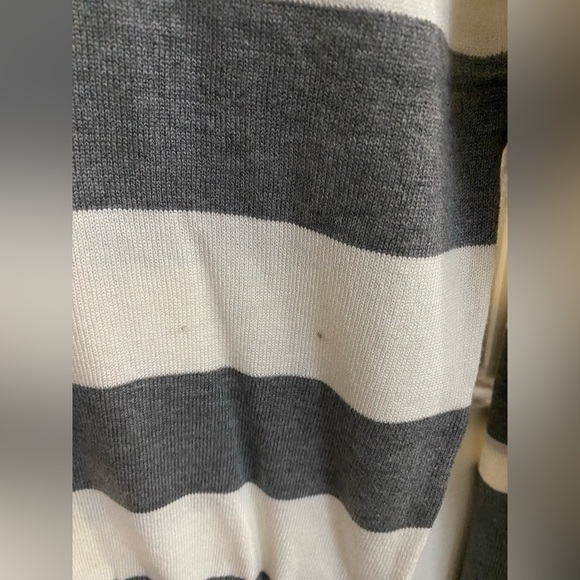 NWT F21 Heather Grey/Ivory Sweater MUST BUNDLE - Picture 3 of 7